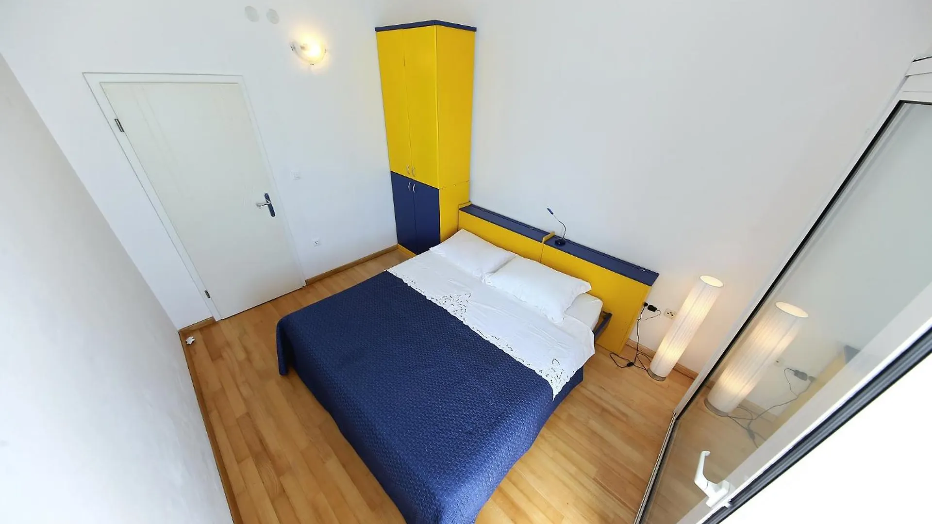 Punta Preko Apartments