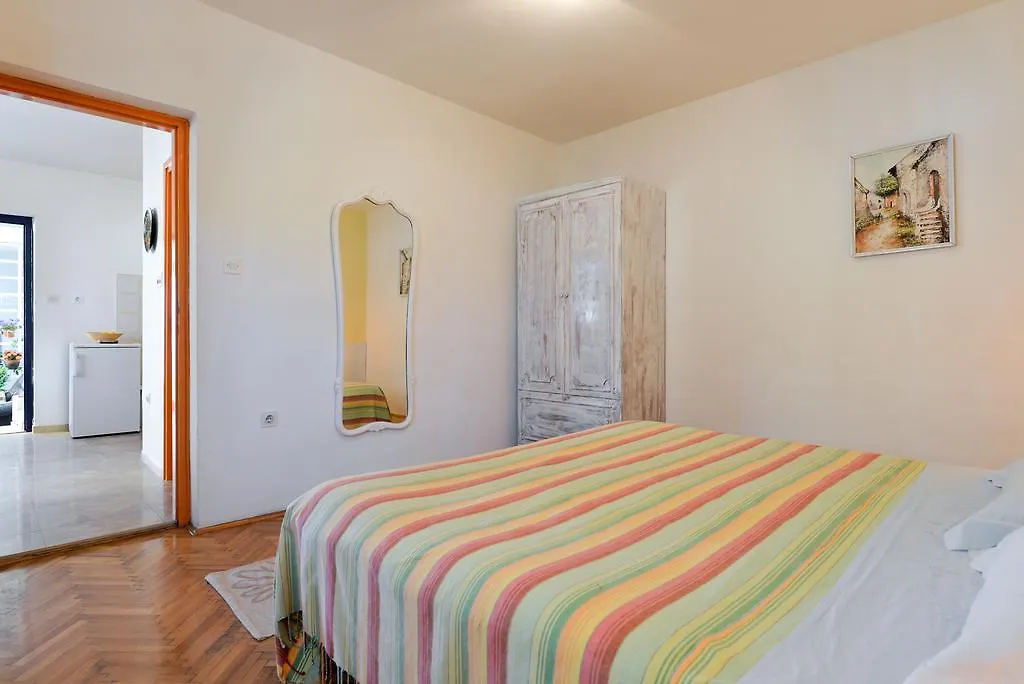 Punta Preko Apartments Croatia